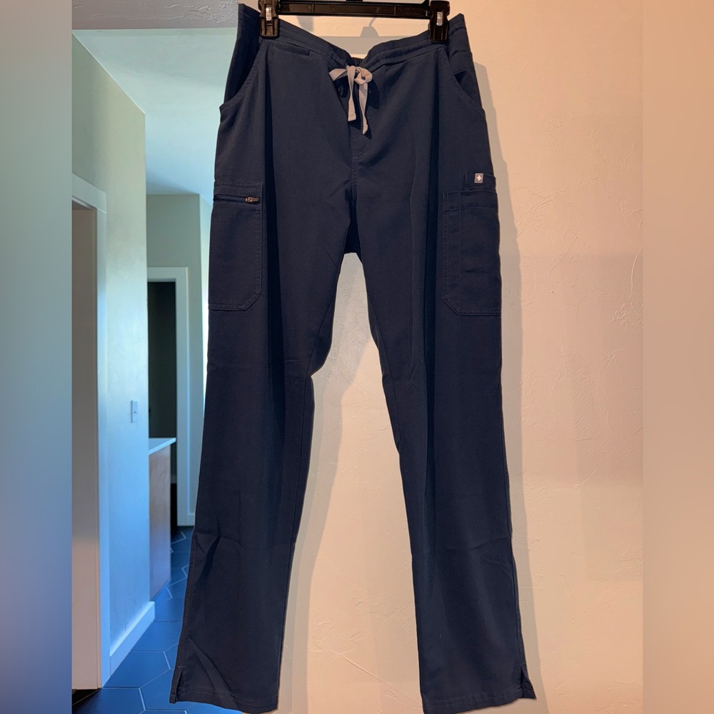Figs Women’s Navy Drawstring Scrub Pants